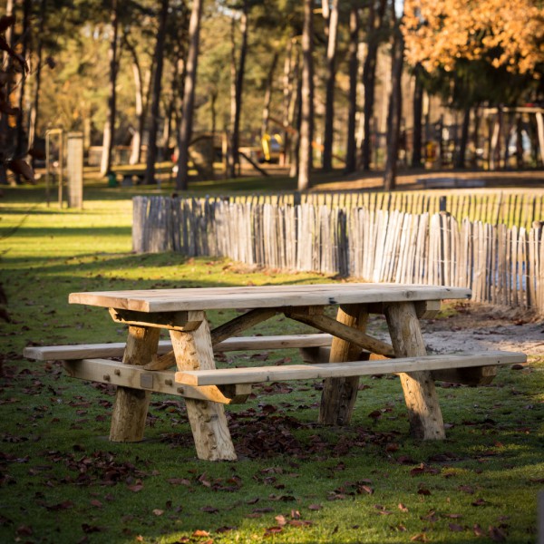 Van Vliet Duurzaamhout - Camping Heldense Bossen Van Vliet Duurzaamhout - Camping Heldense Bossen