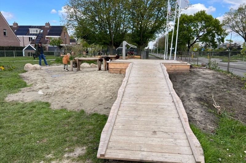 Een duurzame natuurspeeltuin voor Kinderboerderij De Vliert Een duurzame natuurspeeltuin voor Kinderboerderij De Vliert