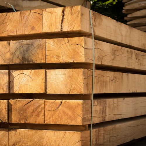 Uitgebreid assortiment bezaagd hout, planken, | Van Vliet Duurzaamhout